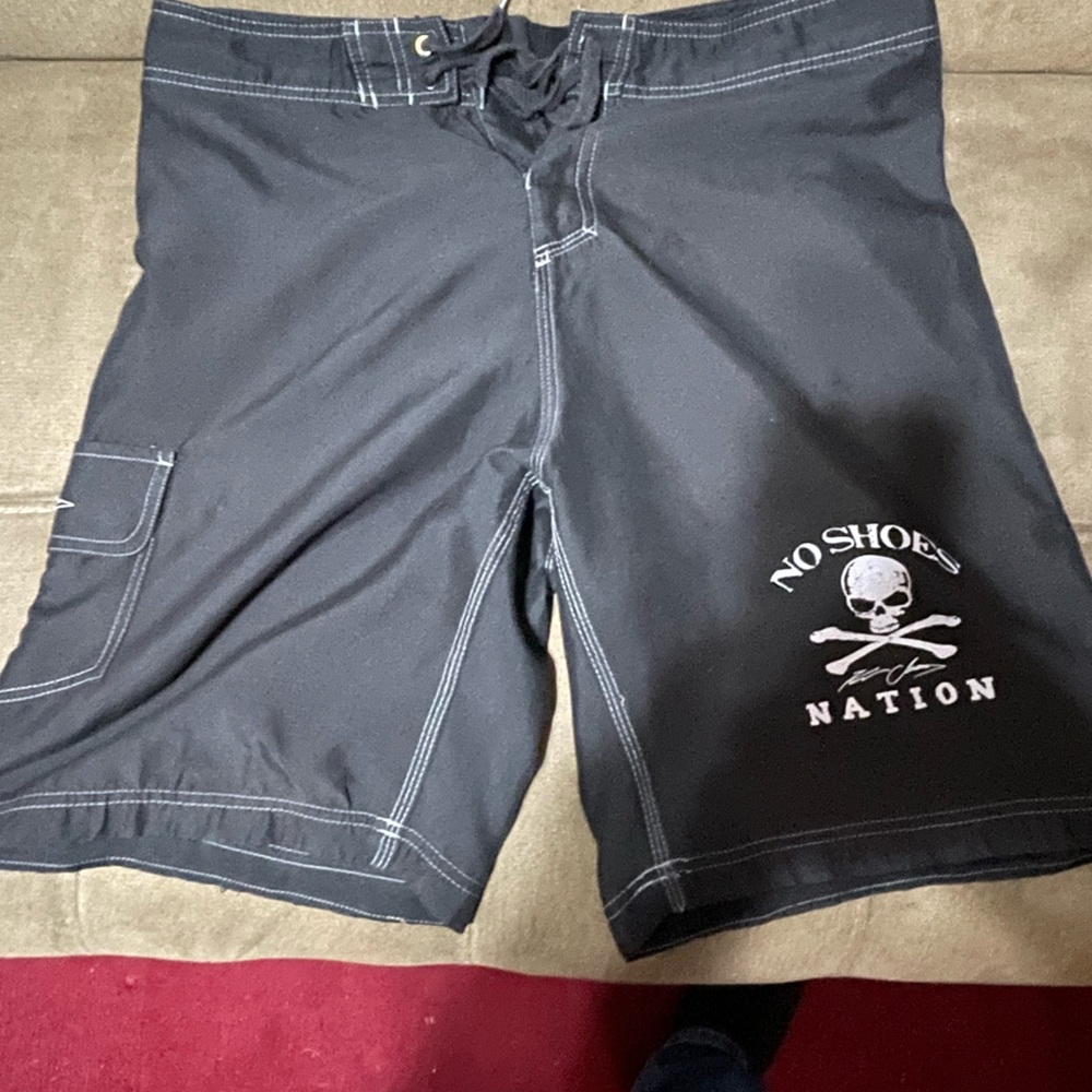 Kenny chesney bathing suit board shorts size 34